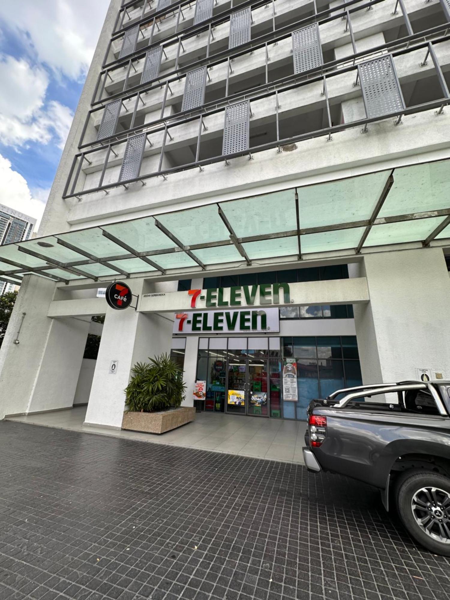 Hotel The Luxe Infinitum At Kl Kuala Lumpur