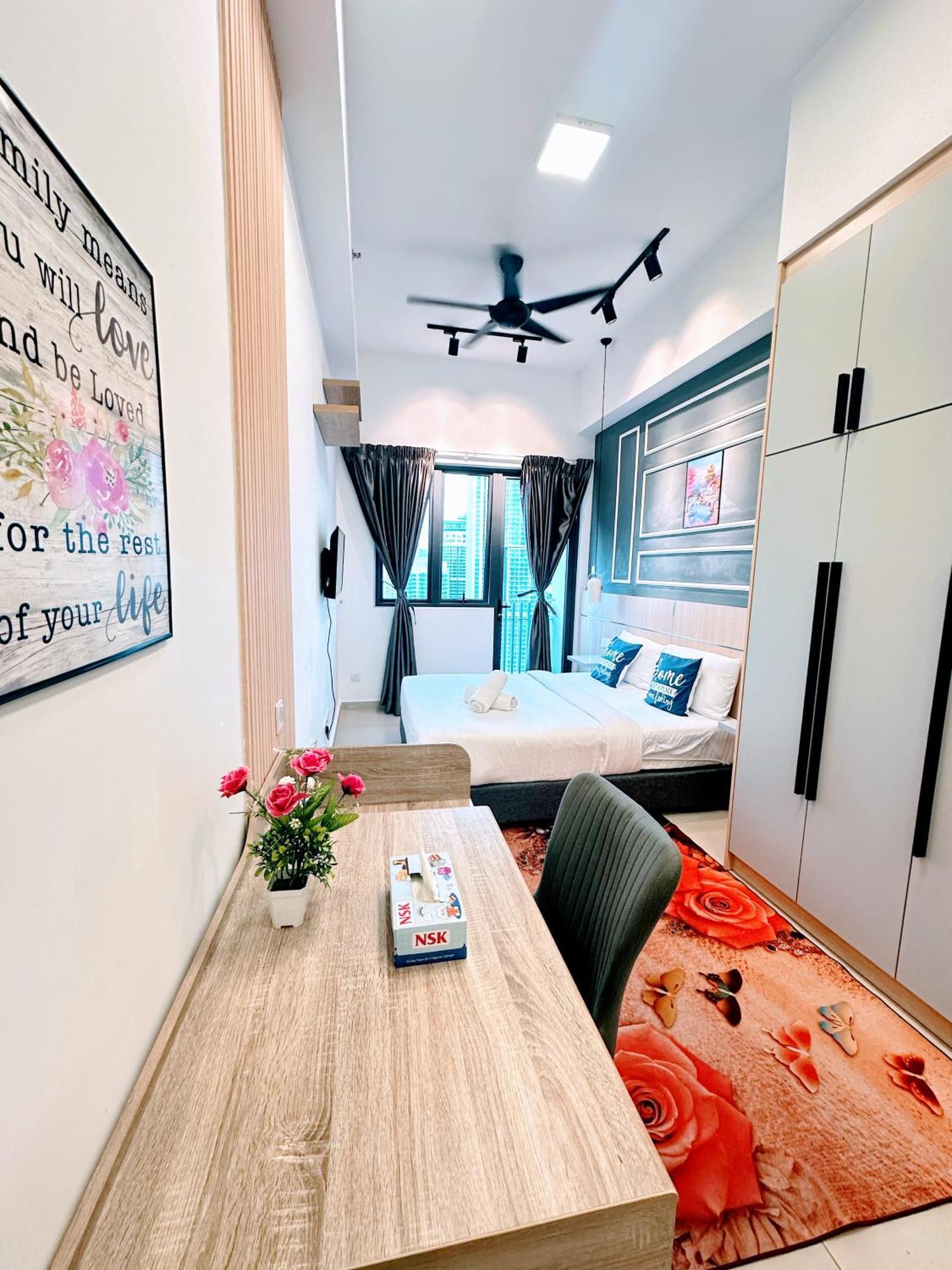 The Luxe Infinitum At Kl 4*