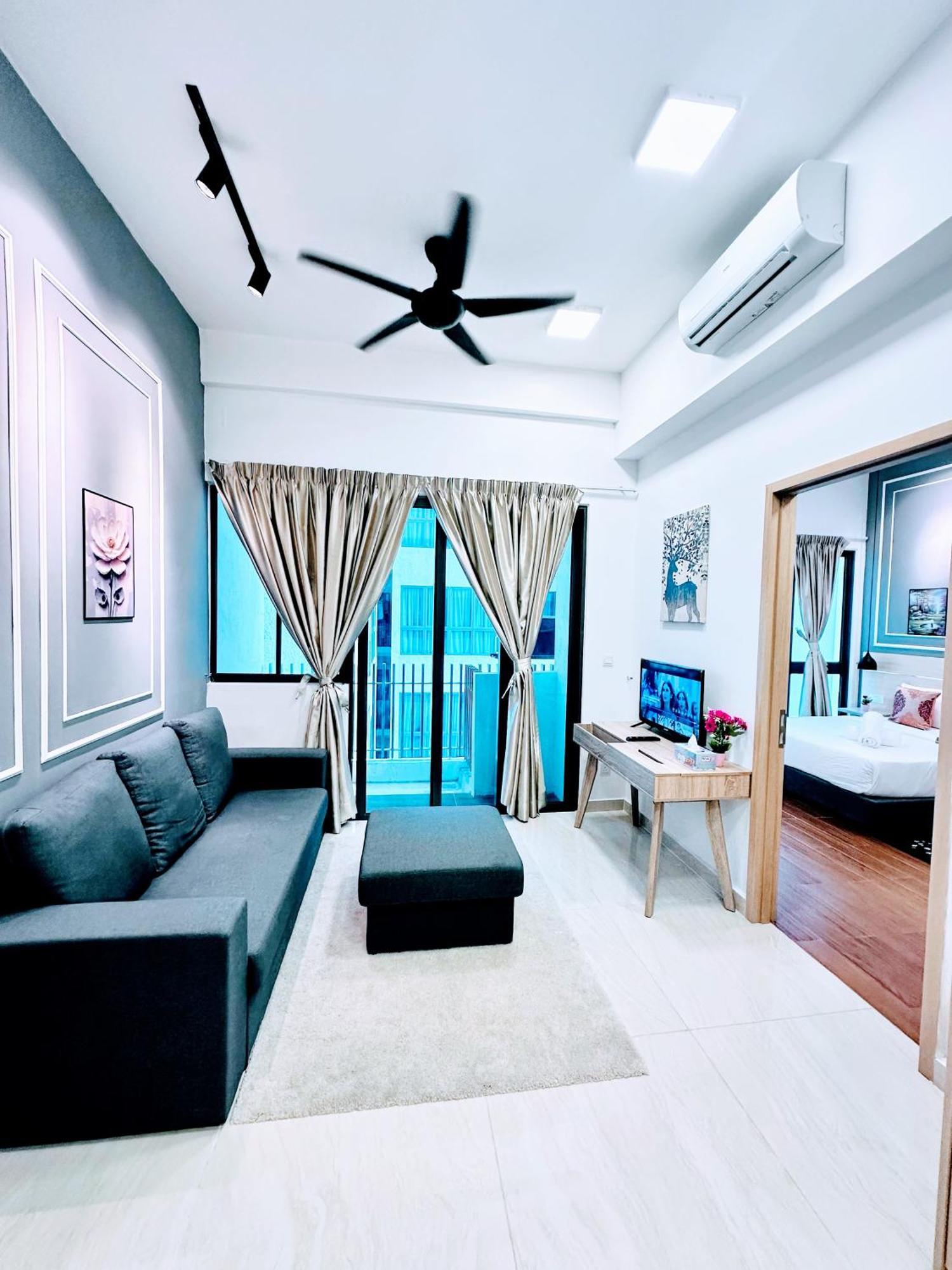 The Luxe Infinitum At Kl 4*